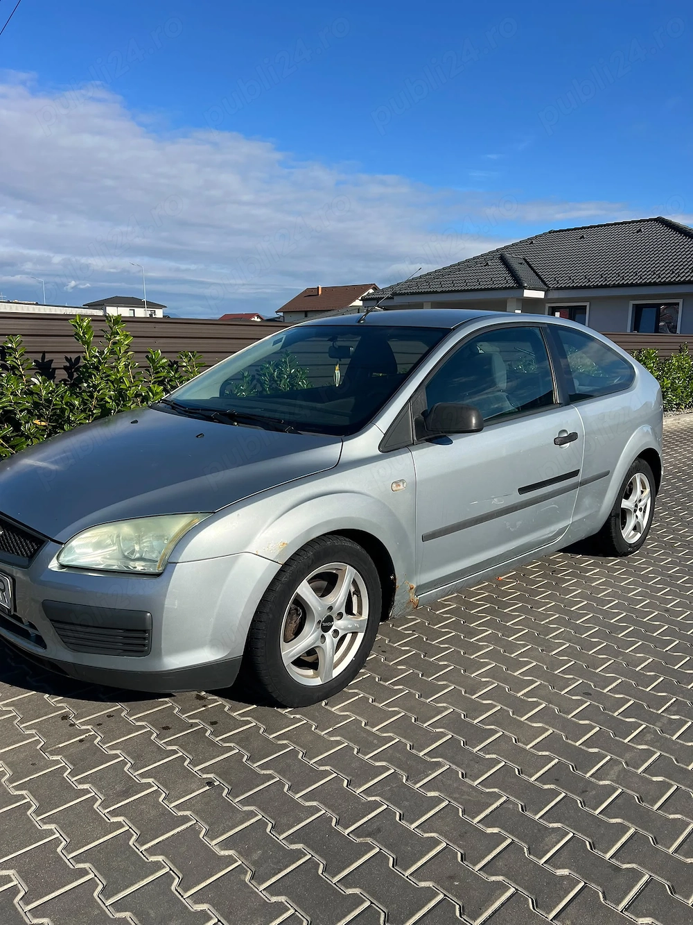 Ford focus 1.6 in doua usi Inmatriculat
