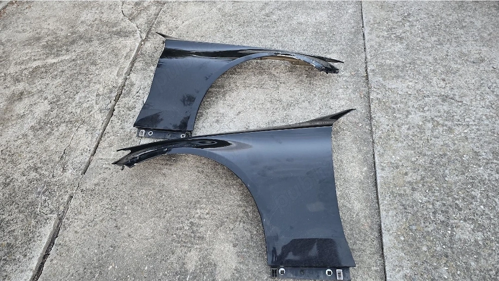 Pachet Fata Mercedes C-Class W205 (Bară completă cu senzori + Aripi) - Originale