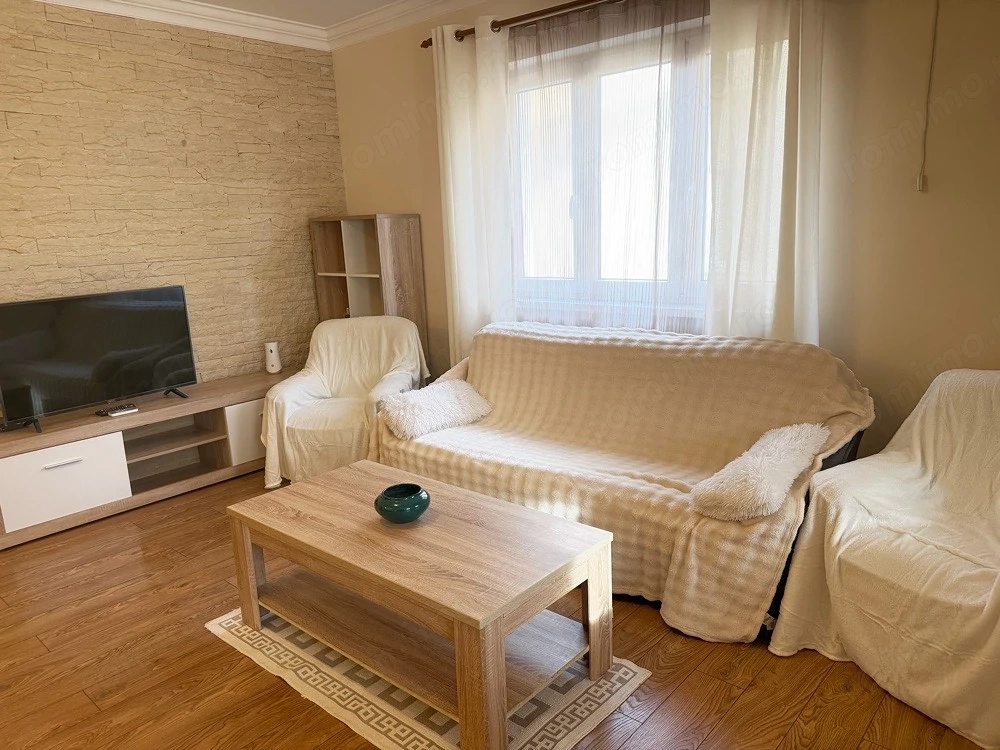 inchiriez apartament 3 camere bloc nou Atadului