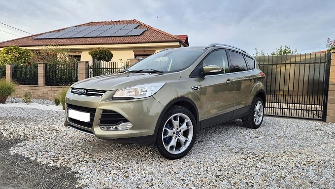 Ford Kuga Titanium 2.0 diesel 150 cp Euro 6 Navi Camera marsarier ,Senzori parcare 220000 km reali