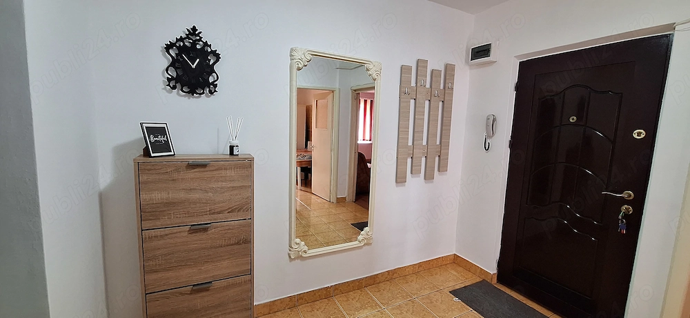 Inchiriez apartament 2 camere  Calarasi4