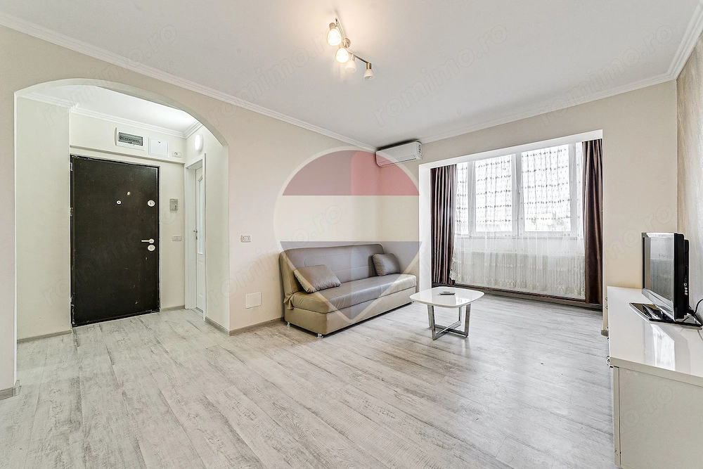 Apartament modern ultracentral cu 2 camere