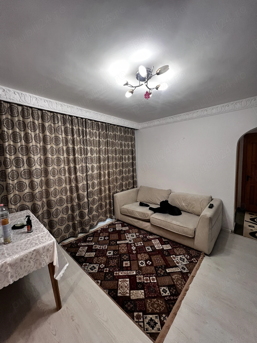Apartament de închiriat 
