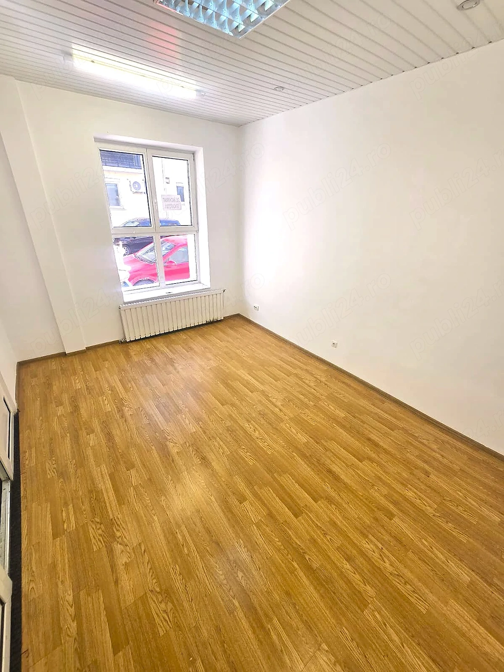Spatiu comercial 50 mp de inchiriat | Vitrina stradala | Zona B-dul I.C. Bratianu   Satu Mare