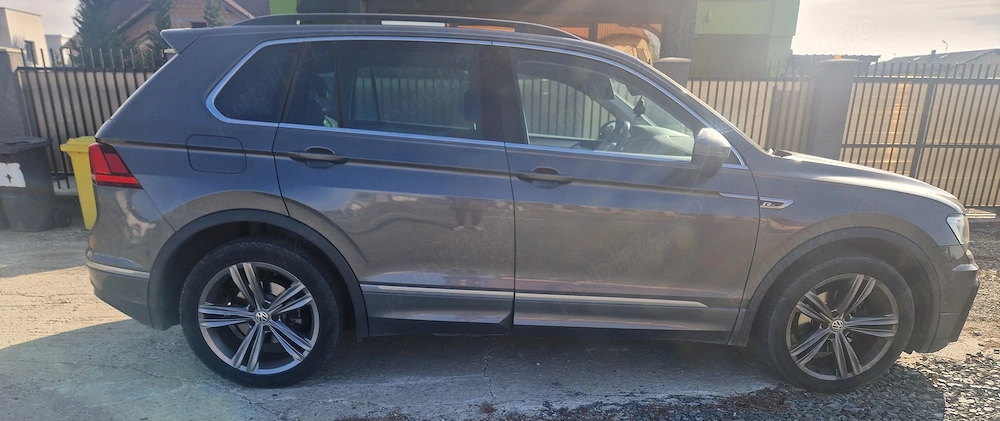 Vând Volkswagen Tiguan 1.5 benzina model R-line