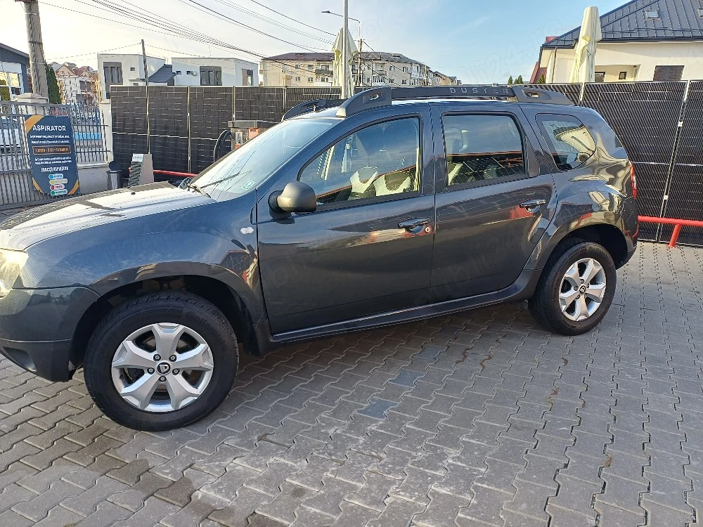 Dacia duster 4 4 motor 1.5 diesel An 2017 Adusa recent in tara