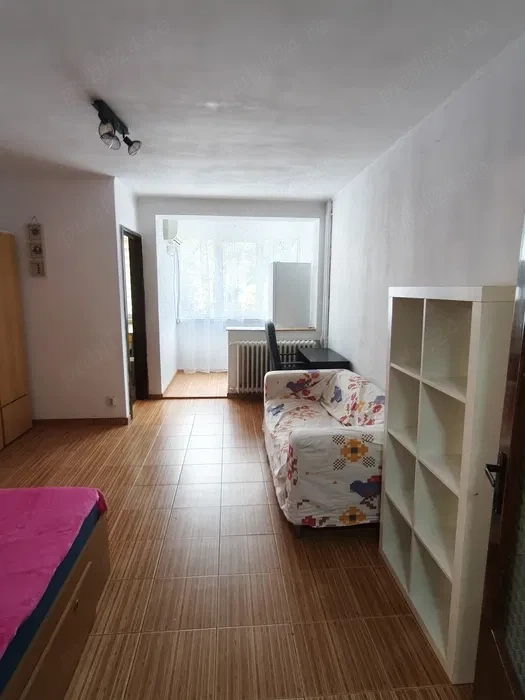 Inchiriere garsoniera Drumul Taberei - 2 minute Metrou Metrou FAVORIT