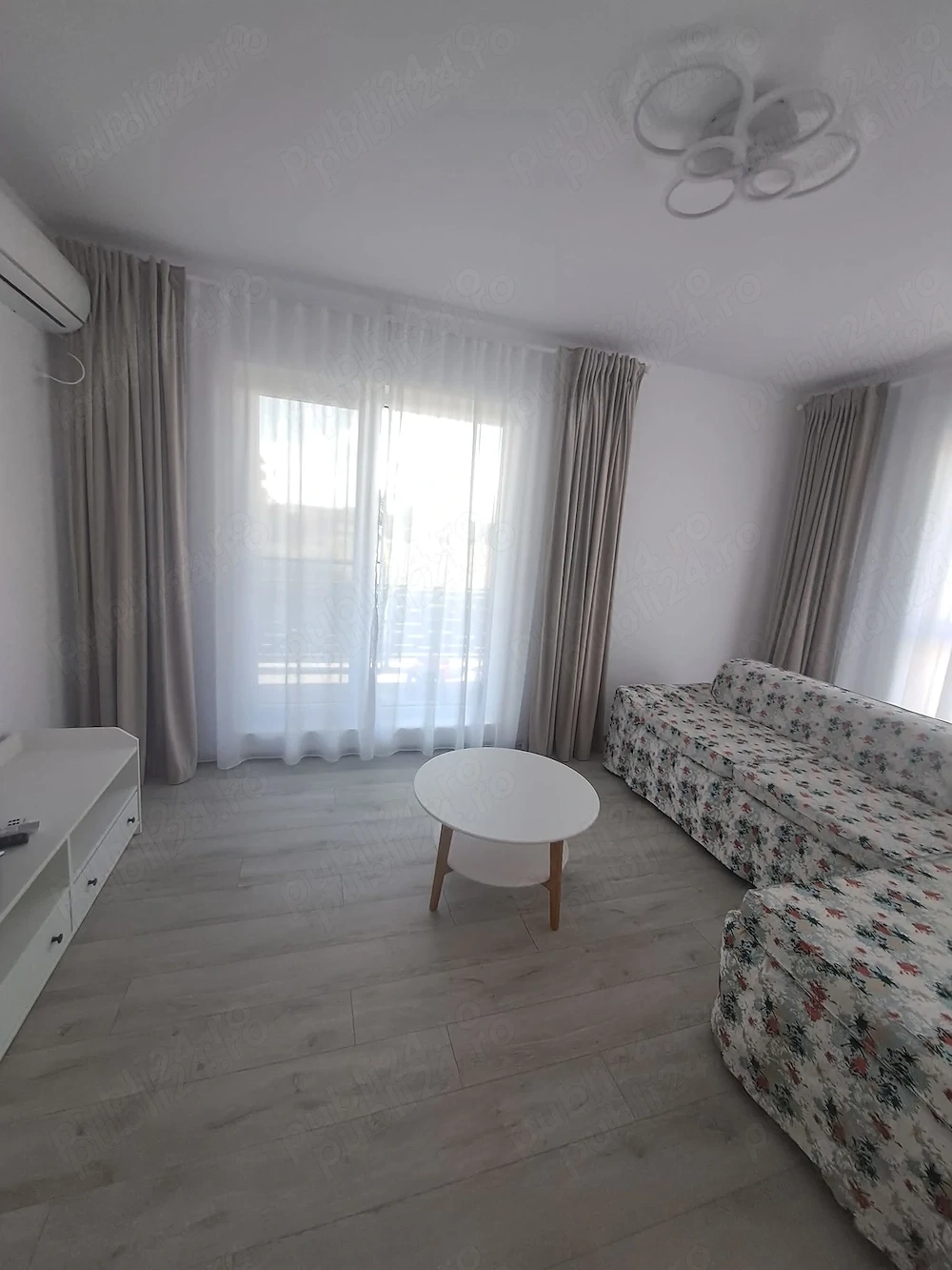 apartament 2 camere-ozana-centrala proprie-parcare proprie-modern