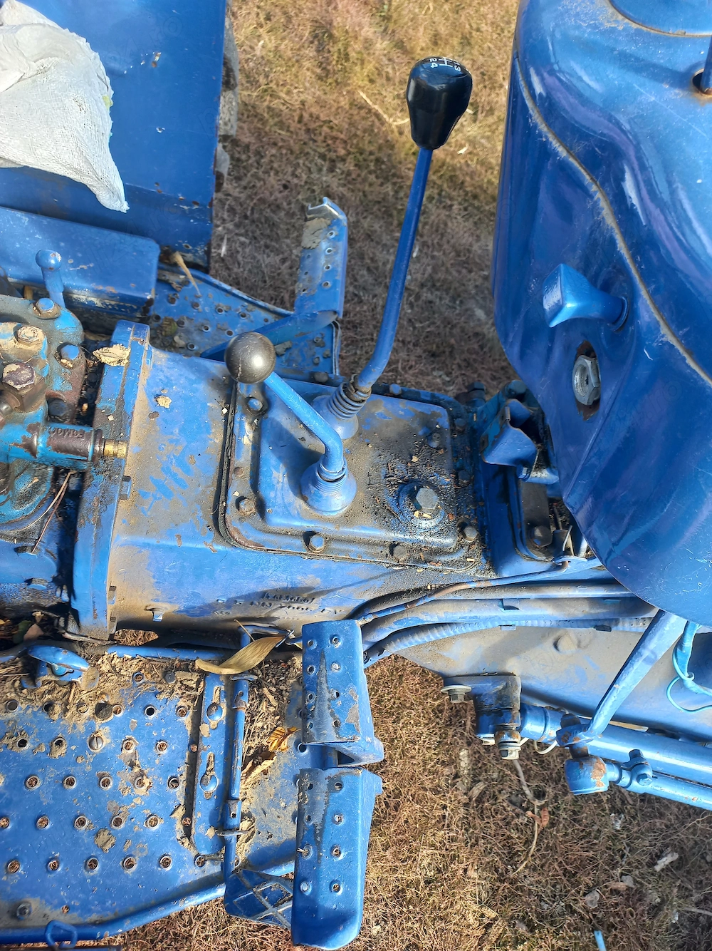 Tractor ford 2000