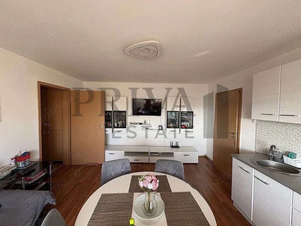 Apartament 3 camere, 56 mp, etaj 4, centrala, 2 balcoane, Sagului