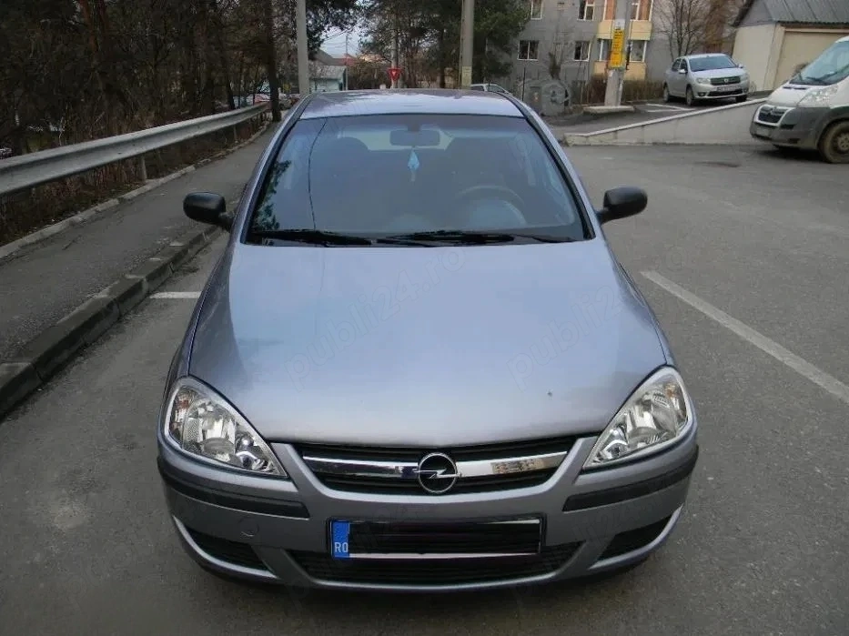Vând Opel Corsa C 1,2 benzina twinport, an fabricație 2005
