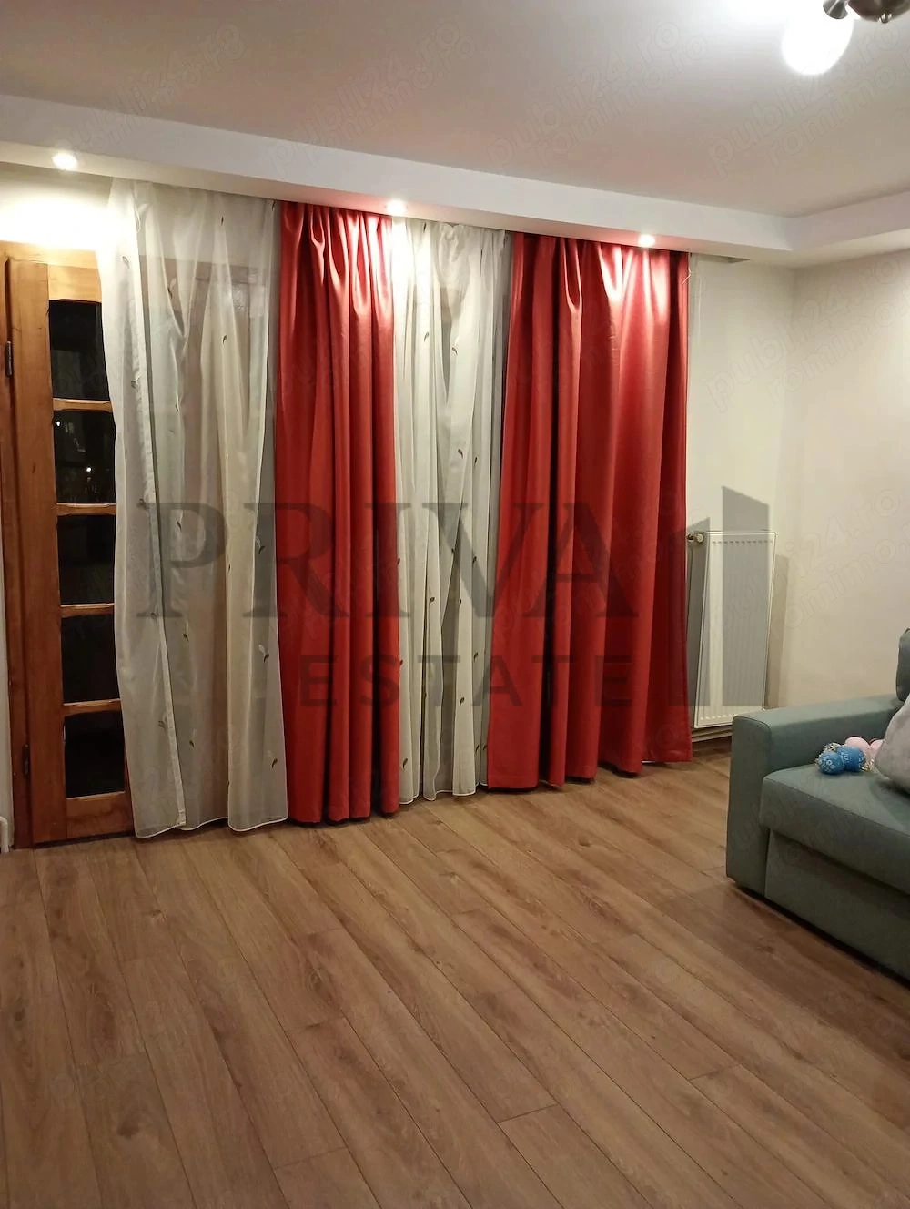 Apartment 3 camere decomandat, 73 mp, etaj 4, Bucovina