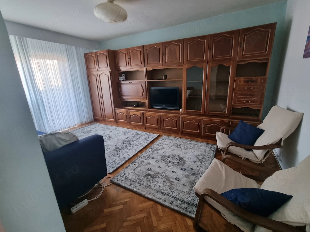 Inchiriez apartament 3 camere, Manastur, parcare inclusa