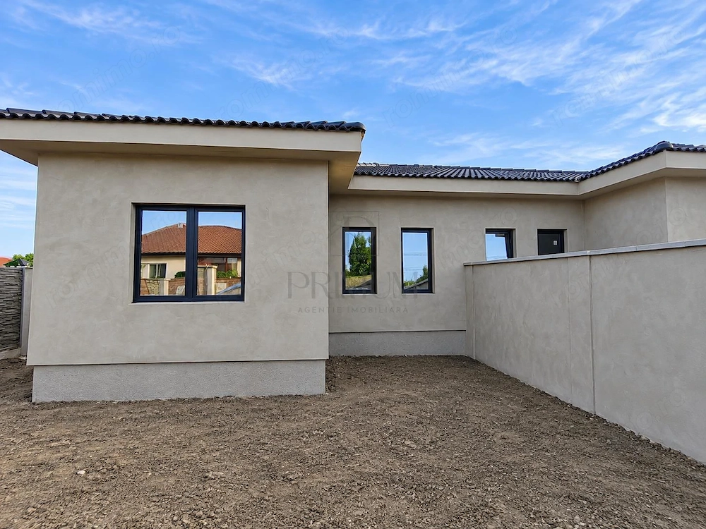 DUPLEX LA ASFALT - NOU PE PIATA - 3 DORMITOARE
