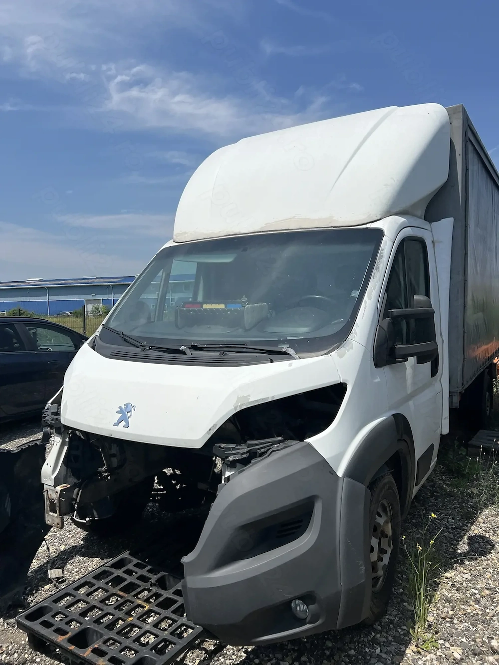 Vând Peugeot boxer fără motor și cutie dar există se pot monta