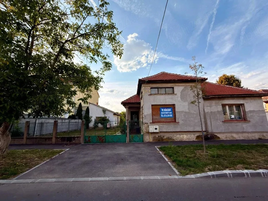 Casă cu teren,cu potențial deosebit,zona semicentrală Satu Mare,teren generos 9 ari și casă