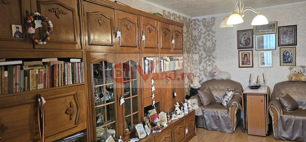 Apartament 2 camere de vanzare, IC Frimu, 57 mp, 2 balcoane, etaj 3/4