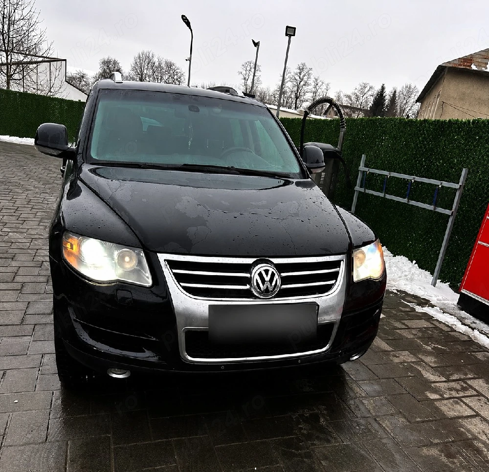 URGENT! Vând Volkswagen Touareg 4x4 motor 3.0 D 2008  cutie automată perne aer înmatriculata Ro 