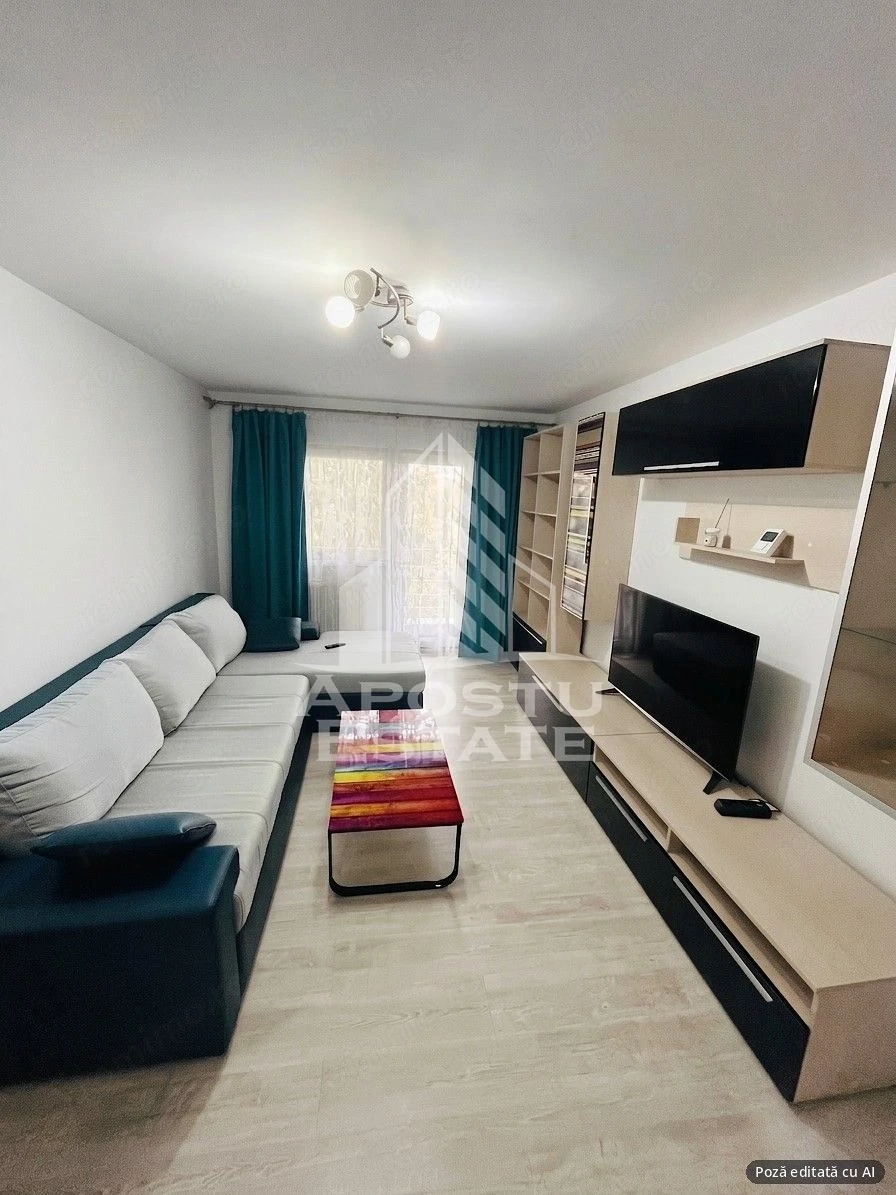 Apartament cu 3 camere de inchiriat cu 2 balcoane,zona Lipovei