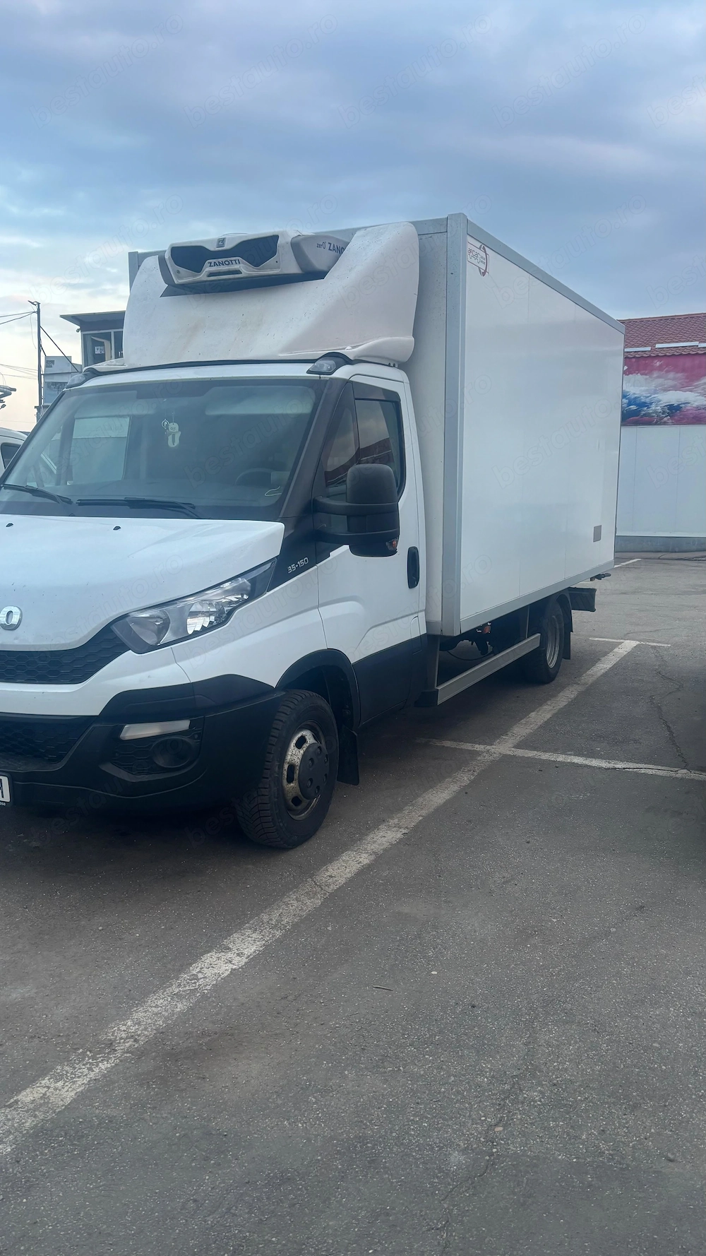 Se Vinde Iveco Daily 2016 Frigorifica