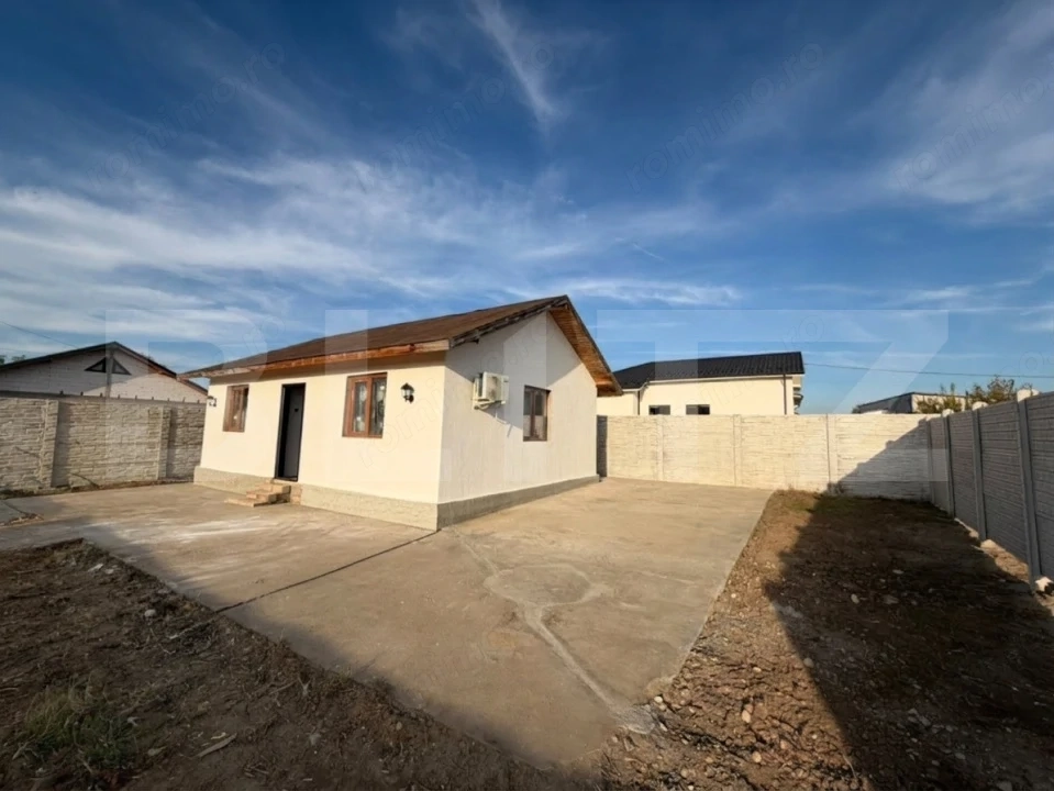 Casă renovată complet în 2026, cu teren de aproximativ 290 mp – Malu Mare