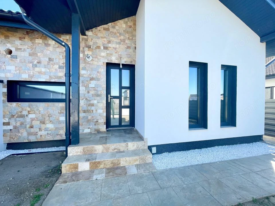 Duplex 4 camere, 94mp utili, 275mp teren - Mosnita Noua