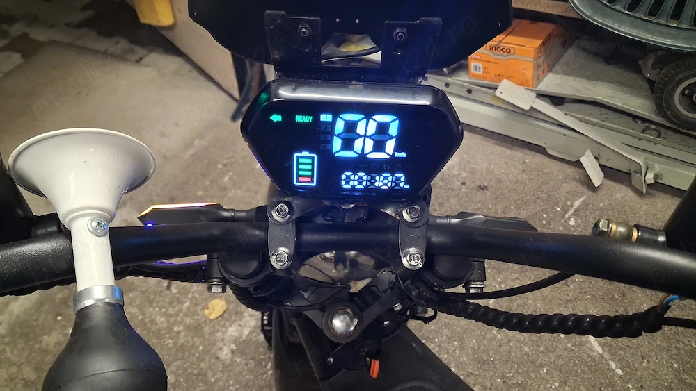 De vanzare scuter electric
