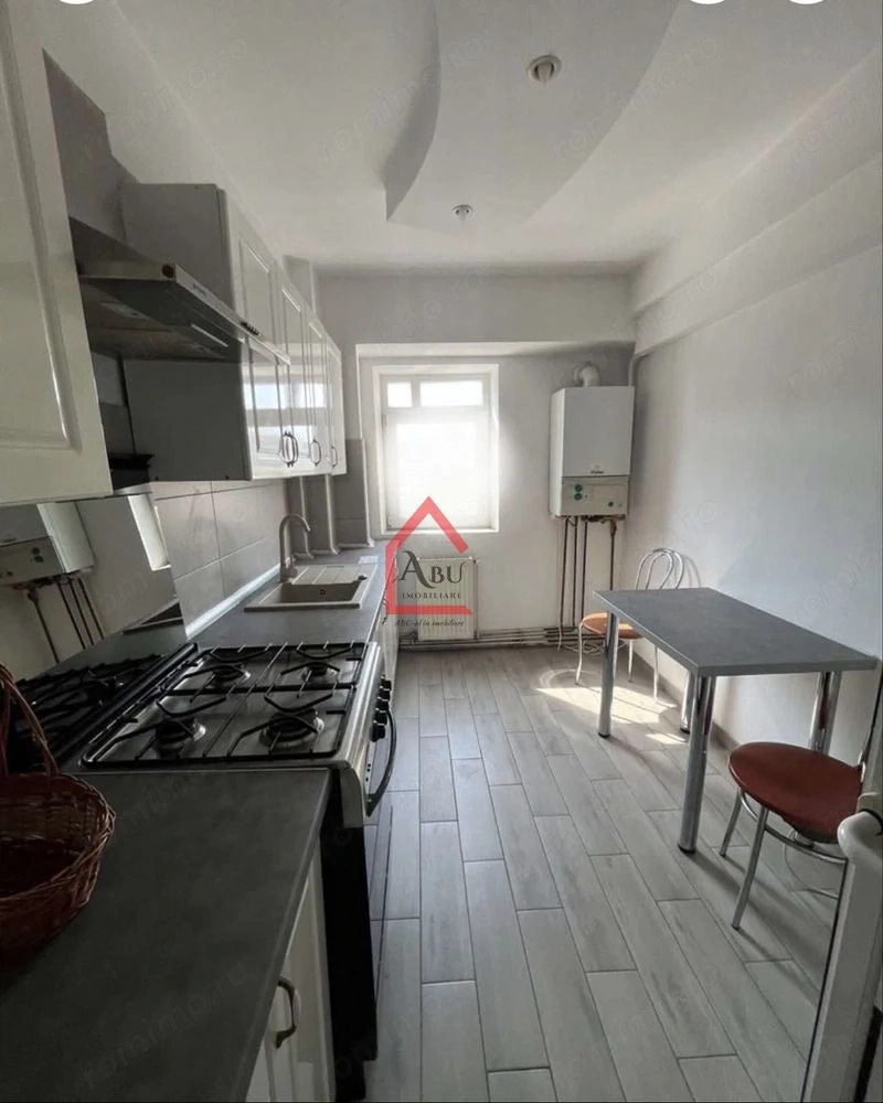 Apartament 2 camere  decomandat PACURARI-PETRU PONI