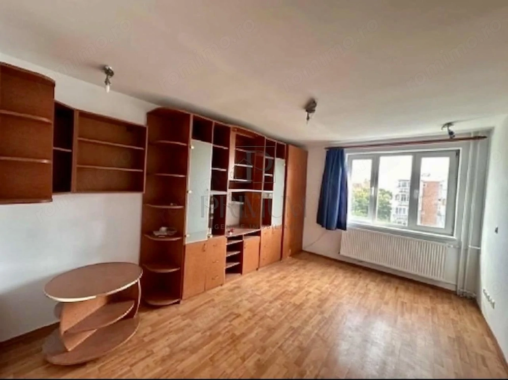 Aradului, 2 Camere, Decomandat, Lift