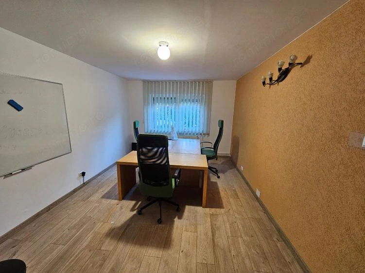 Vand apartament   2 camere   etaj 1   zona Coresi   Brasov