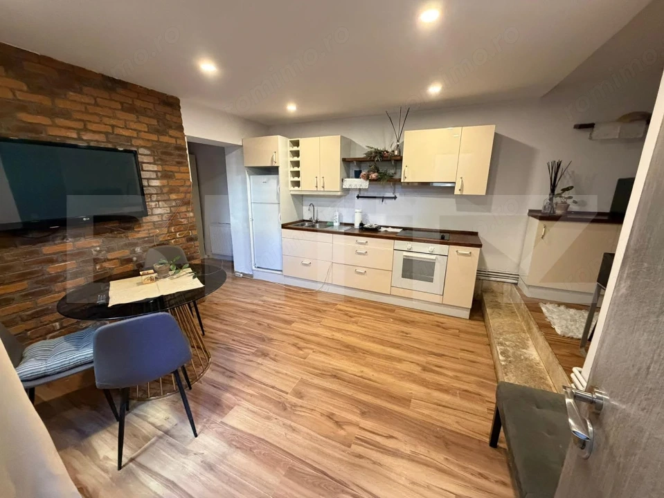 Apartament cu 2 camere de vanzare in Gheorgheni, zona Royal