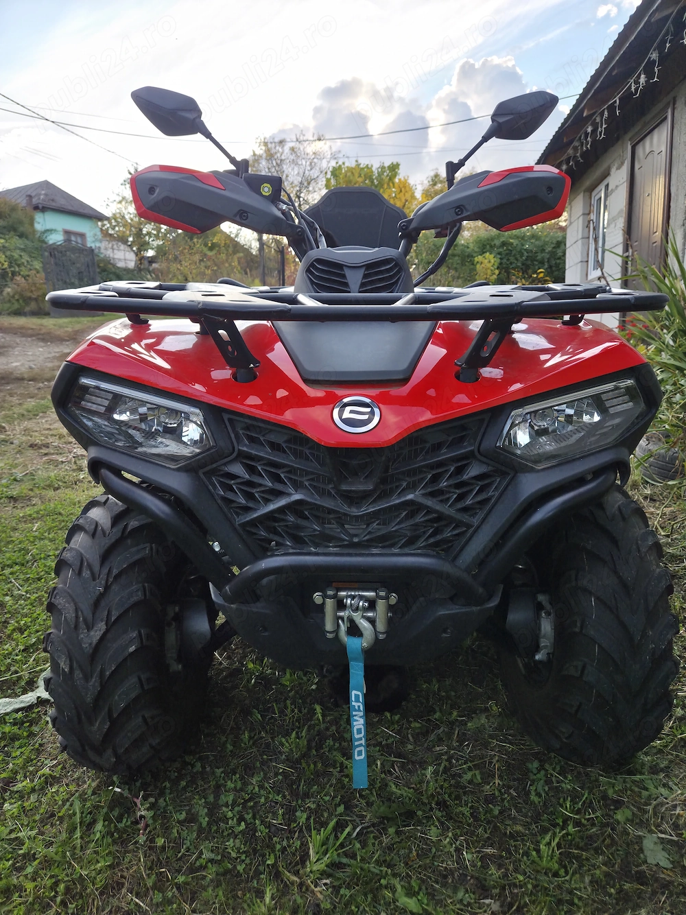 Vând atv Cf moto 520L