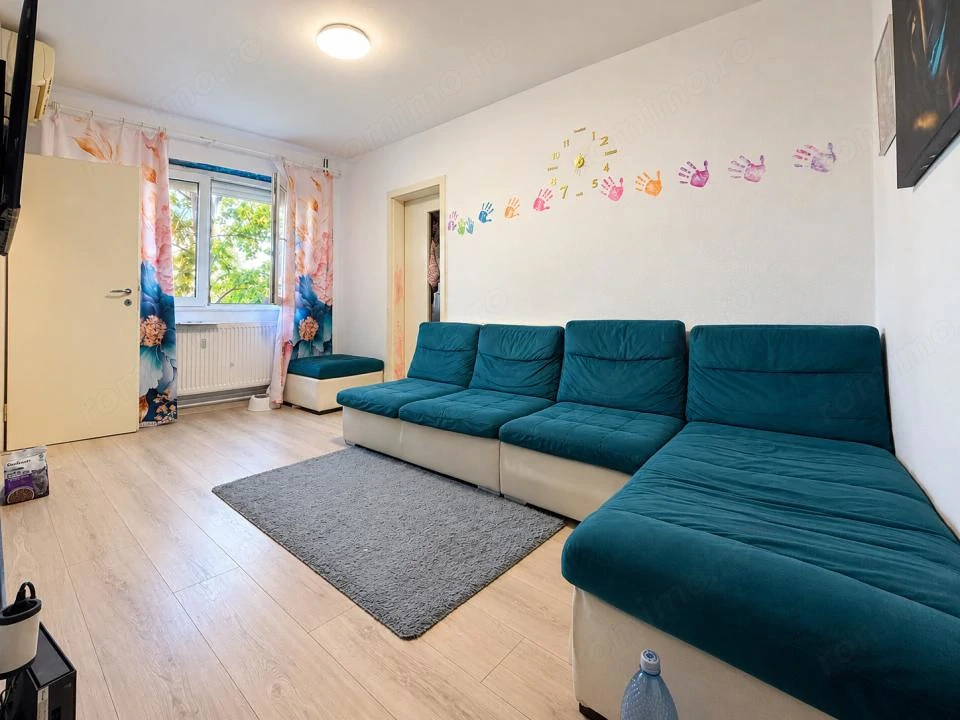 Apartament 3 camere, 48mp utili, etaj 3 - Piata Doina