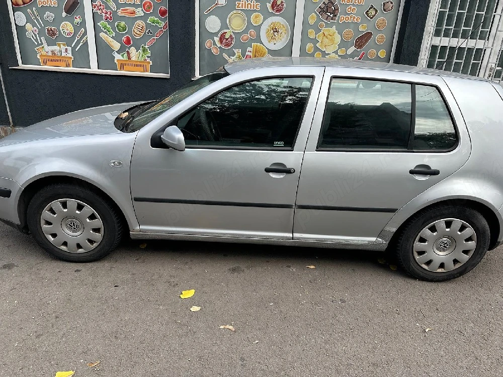 Vând Golf IV 