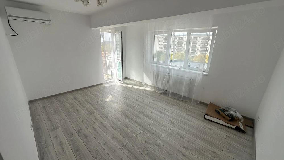 Apartament 3 camere decomandat * Strada privata * Acces facil * mutare rapida