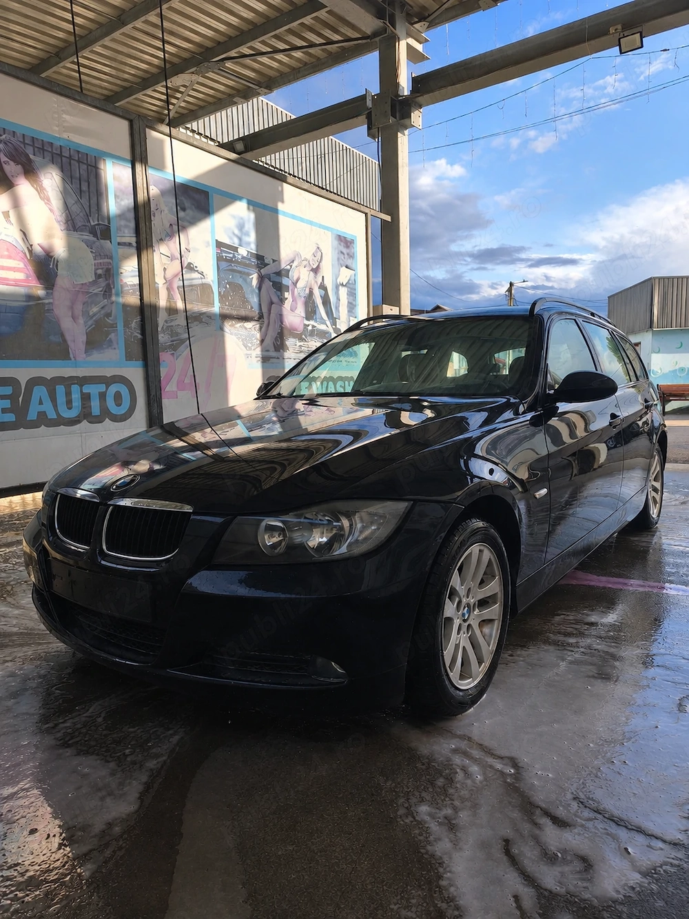 BMW e91 318d  122 cai