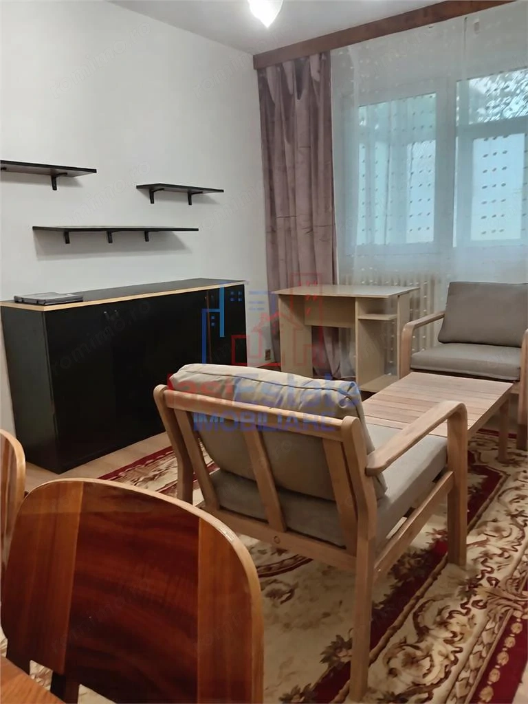 Apartament cu 2 camere Zona Titu Maiorescu - Podu Ros
