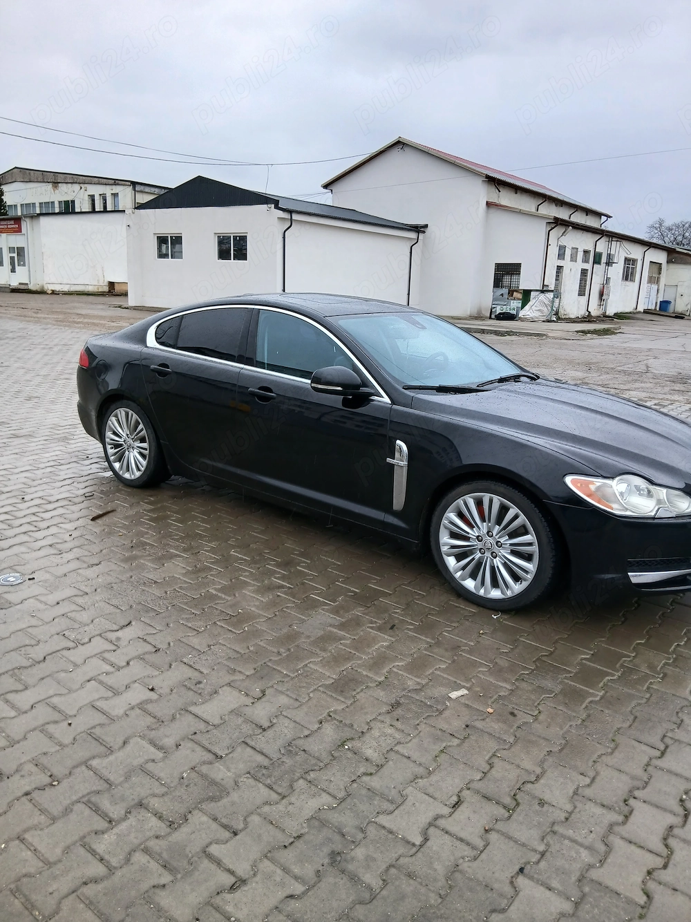 Jaguar xf 2011 3000