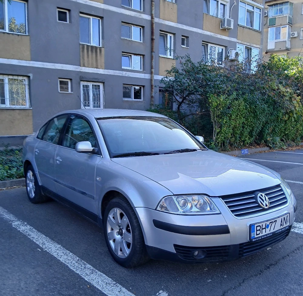 Vand vw passat 1.8 turbo 150cp 121000 km reali  cutie manuala.