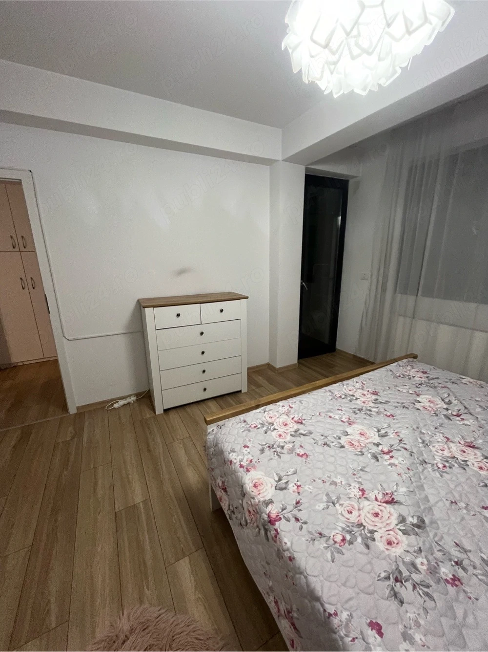inchiriez apartament 2 camere Giroc