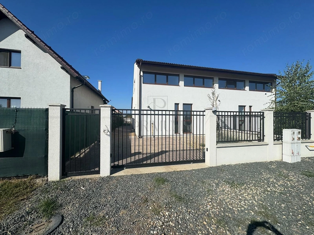 DUPLEX GENEROS - ZONA FOARTE BUNA - 5 CAMERE