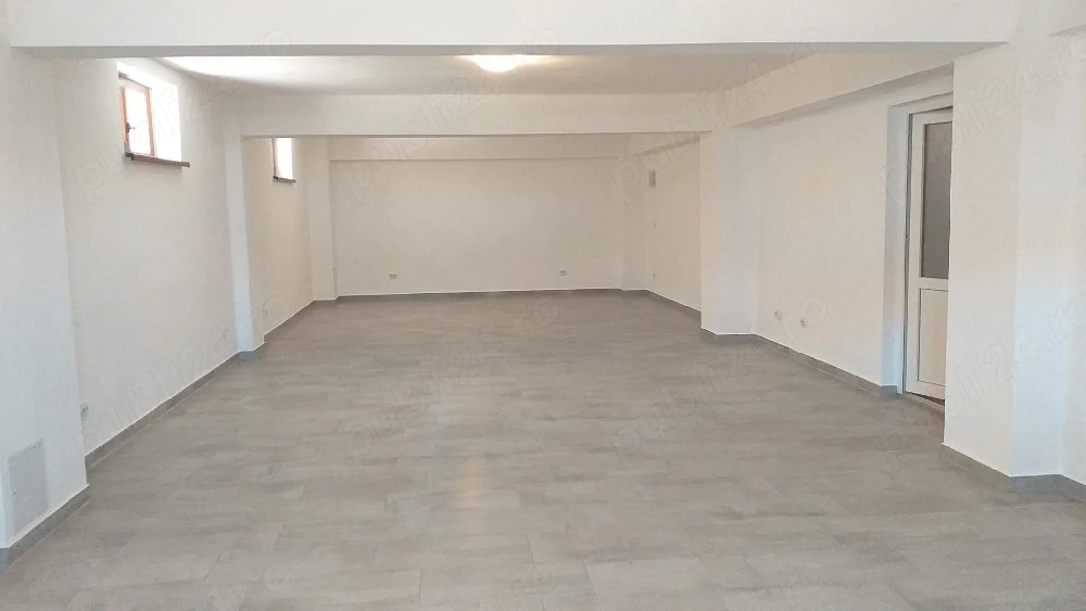 Închiriez clădire spatiu birouri hotel 
