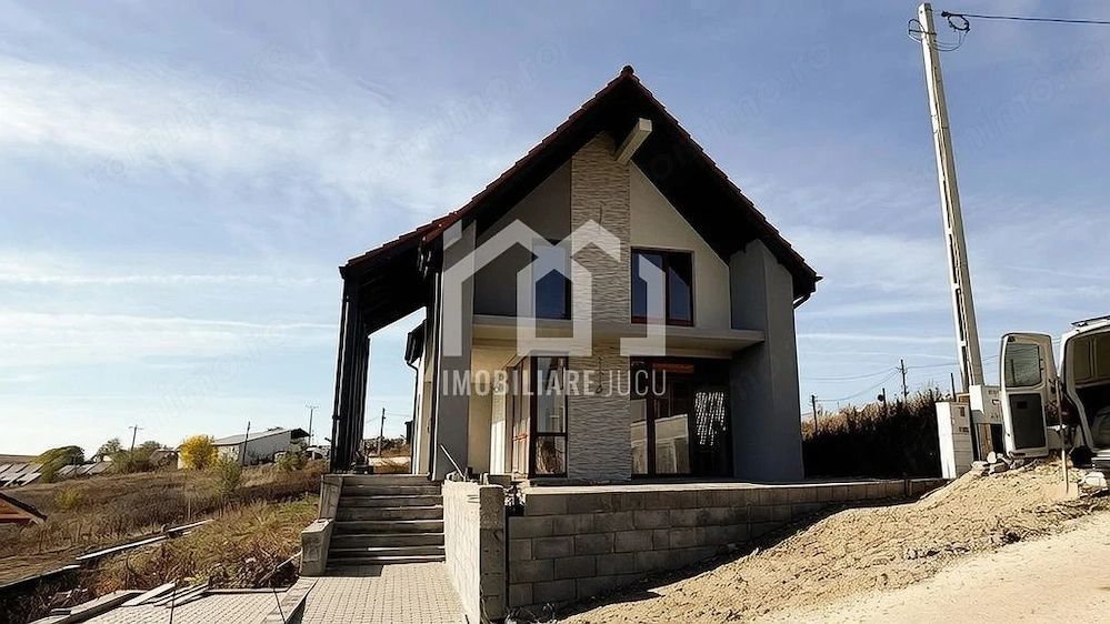 Casă individuală 4 camere, 120mp, Teren 800mp, Parcare, Jucu de Sus