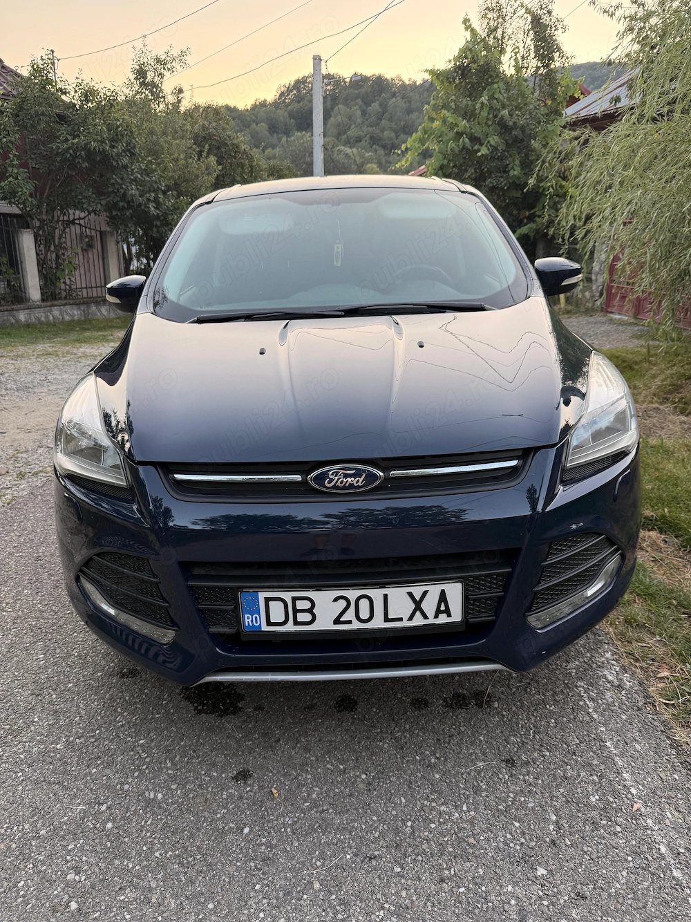Vând Ford Kuga 4x4 Diesel automat