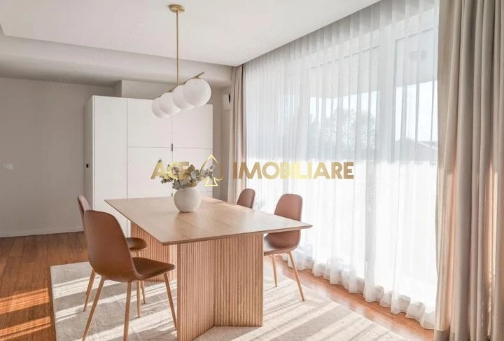 3 Camere de inchiriat | Central | Metrou | Parcare | Centrala proprie 