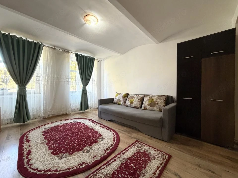 Apartament cu 1 camera, 33mp utili, demisol inalt- Zona Balcescu 