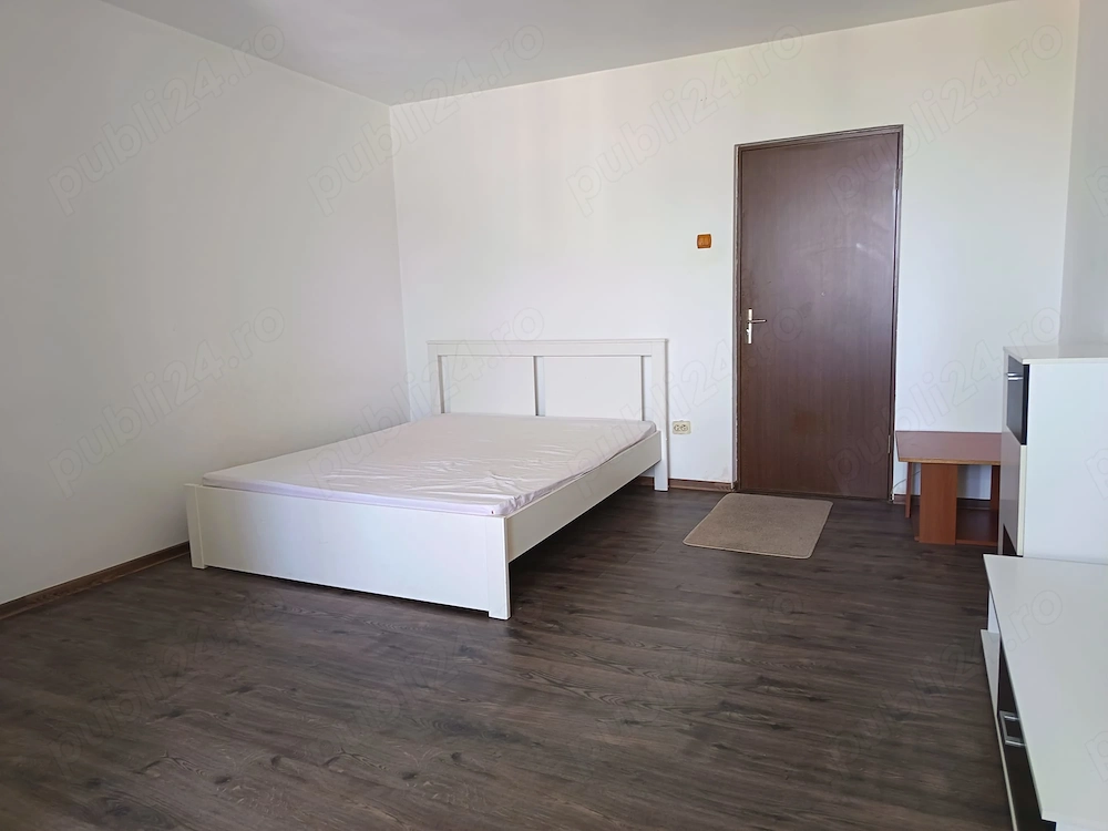 Închiriez garsoniera în zona Craiovei. 