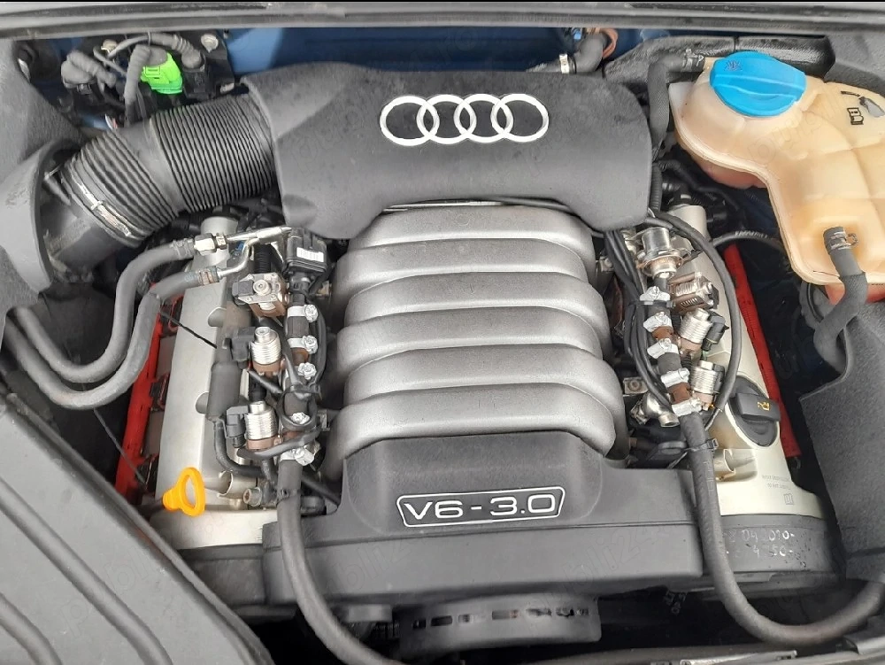 Audi A6 Avant 3.0 V6 Benzină Quattro Automat, 2002, 1.000   FIX