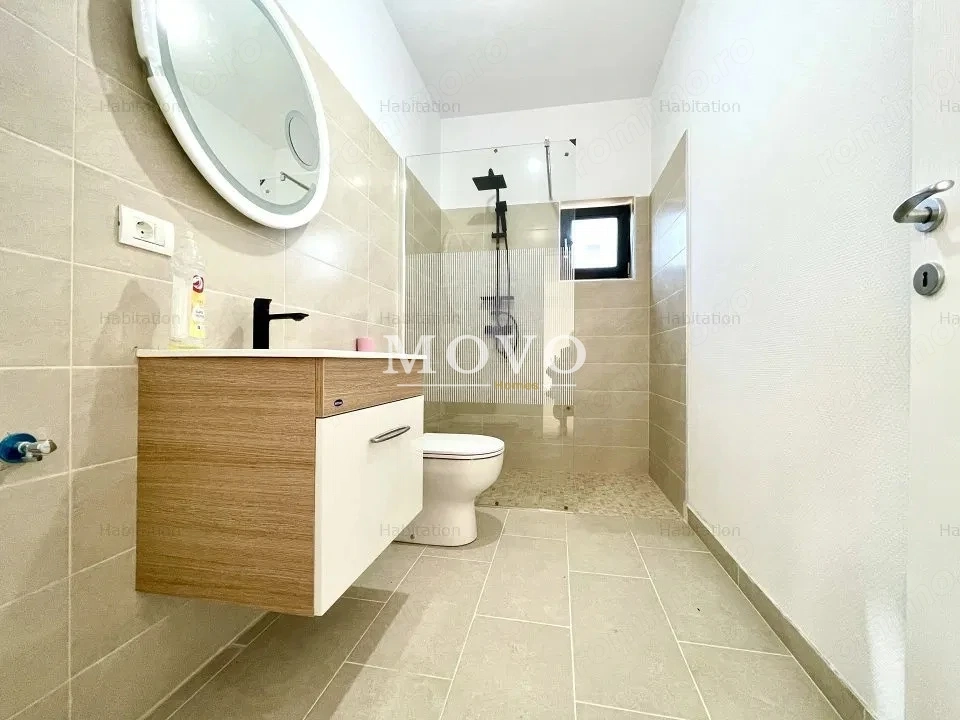Duplex de vânzare cu 4 camere, 2 dressing-uri, in Giarmata Vii.
