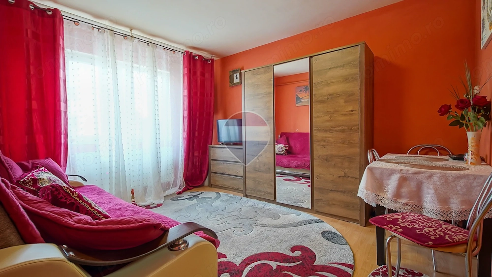 Apartament cu 1 camere de vânzare în zona Rulmentul